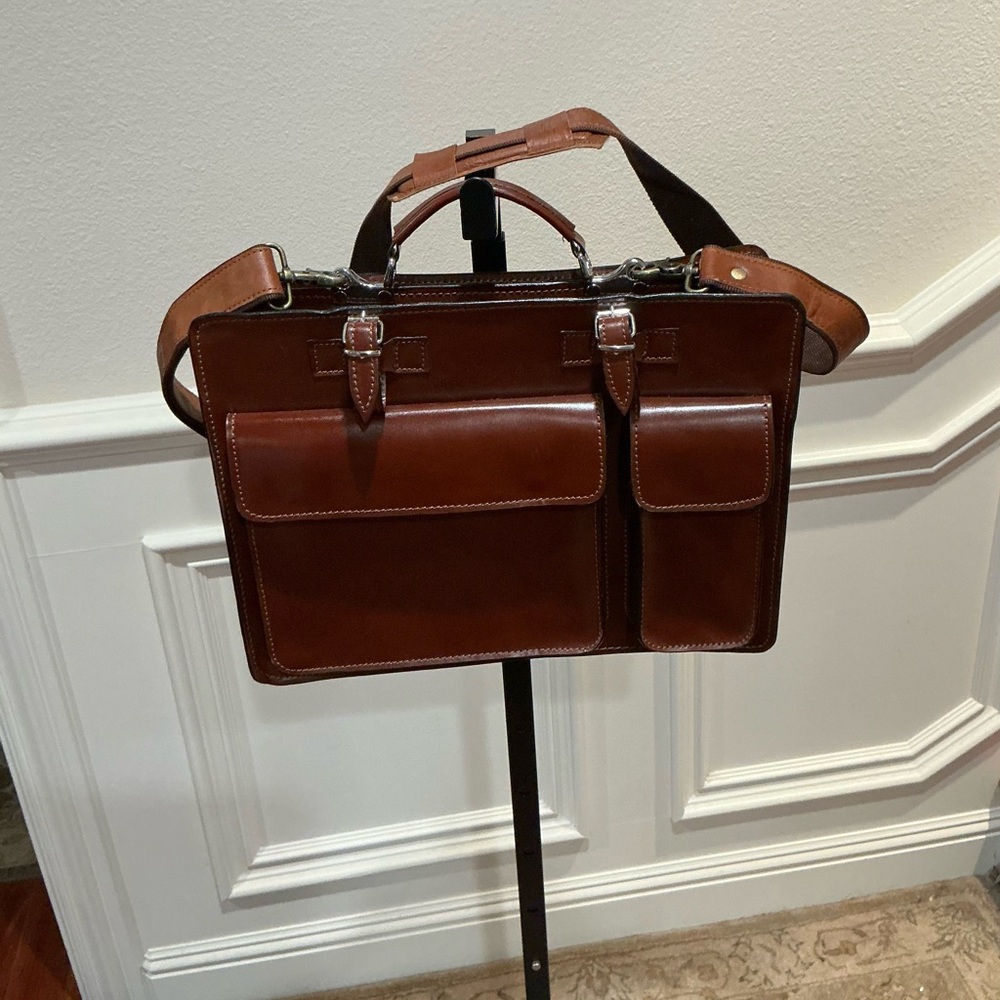 Elegant Brown Leather Bag